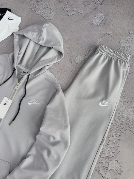 Сірий чоловічий спортивний костюм Найк Nike 4в1: кофта з капюшоном (зіп худі), штани та 2 пари шкарпеток | S м-1473 фото