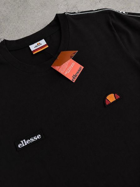 Женский летний костюм Элис Ellesse 4в1: футболка, шорты и 2 пары носков | S м-1754 фото