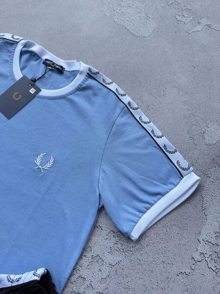 Блакитна чоловіча футболка Фред Перрі Fred Perry (лампас вишитий) | XS м-1171 фото