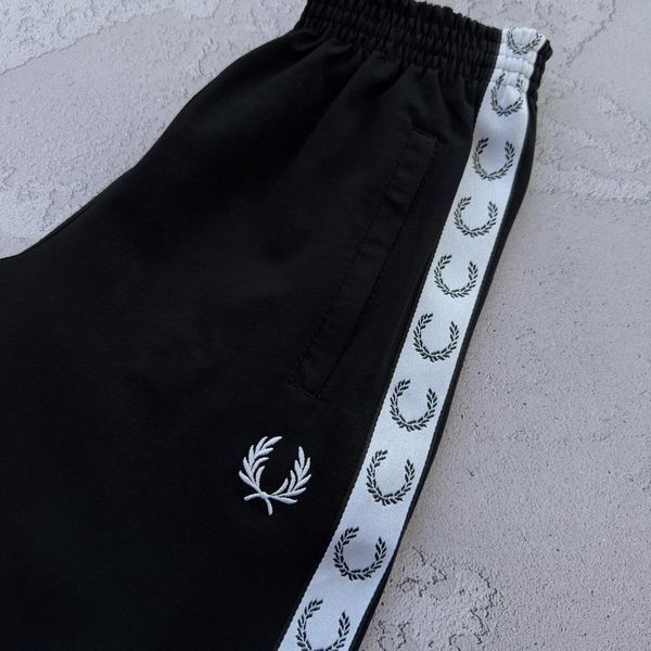 Чорні чоловічі спортивні штани Fred Perry Фред Перрі&nbsp;| S м-281 фото