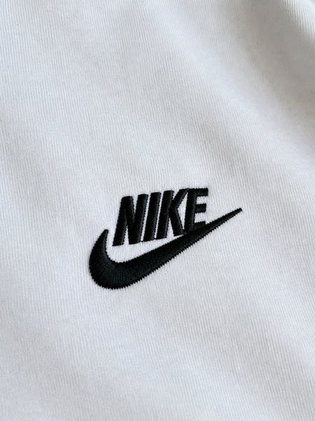 Біла жіноча футболка Найк Nike | S м-1710 фото