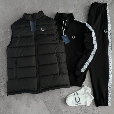 Жіночий спортивний костюм (набір) Фред Перрі Fred Perry 5в1: жилет, штани, кофта та 2 пари шкарпеток | S м-847 фото