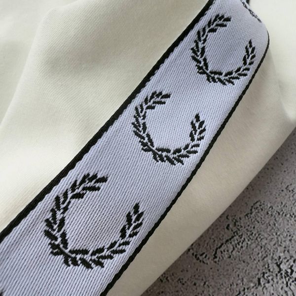 Чоловічий спортивний костюм Фред Перрі Fred Perry 4в1: кофта, штани та 2 пари шкарпеток | S м-789 фото