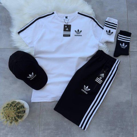 Женский летний костюм Адидас Adidas 5в1: футболка, шорты, кепка и 2 пары носков | XS м-738 фото