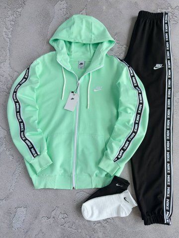 Мужской спортивный костюм Nike Nike с лампасами 4в1: кофта, брюки и 2 пары носков | S м-1011 фото