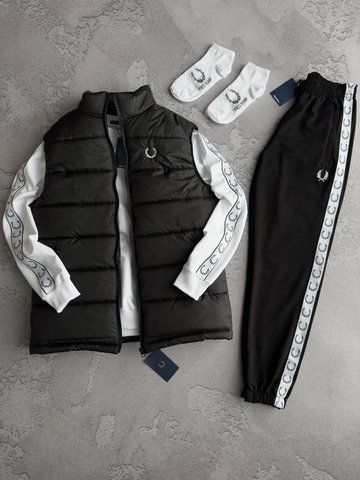 Жіночий спортивний костюм (набір) 5в1 Фред Перрі Fred Perry: світшот, штани, жилет та 2 пари шкарпеток | S м-954 фото