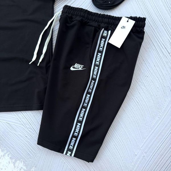 Жіночий літній костюм 5в1 Найк Nike з лампасами: футболка, шорти, кепка та 2 пари шкарпеток | S м-742 фото