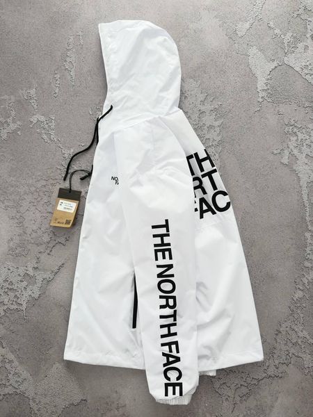 Белая мужская демисезонная&nbsp;ветровка&nbsp;плащевка Норд Фейс The North Face | S м-859 фото