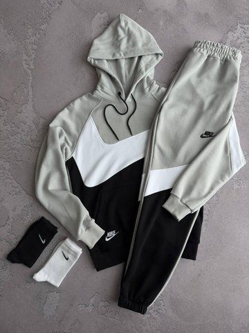 Чоловічий спортивний костюм Найк Nike 4в1: худі, штани та 2 пари шкарпеток у подарунок | L м-799 фото